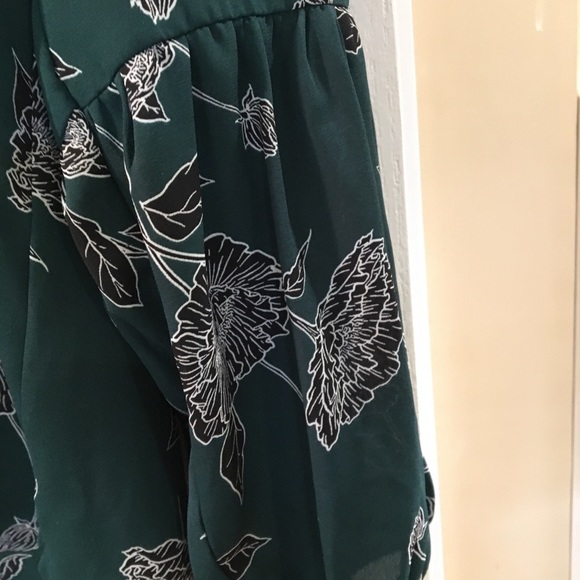 Classy Flower print blouse - Picture 4 of 8